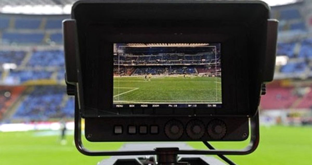 Türk Futbolunda Video Yardımcı Hakem Uygulaması Başlayacak