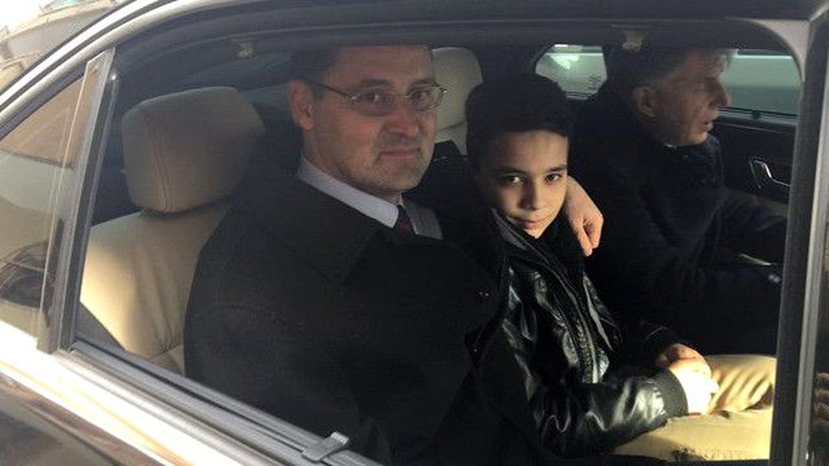 Kar Tatili Yapmayan Valiye İsyan Etti, Makam Aracı Kapısına Geldi