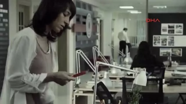 Derviş Zaim: Seyircinin Izleyebileceği Filmler Çekmeliyiz Derviş Zaim: Seyircinin Izleyebileceği Filmler Çekmeliyiz