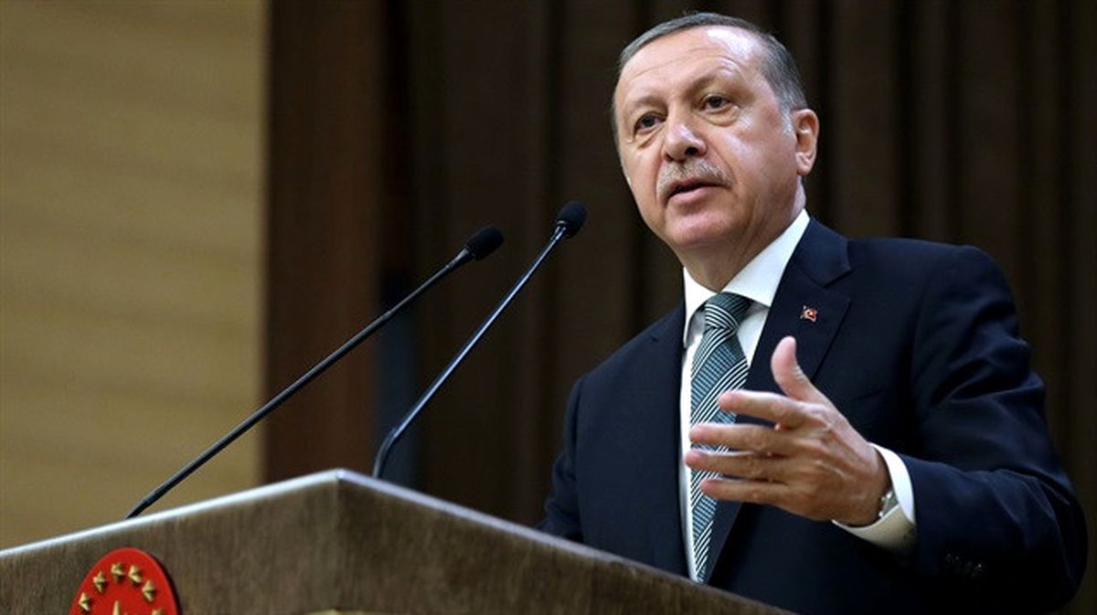 Erdoğan: Elinde Silahı Olan Teröristle Doları Olan Terörist Arasında Fark Yok