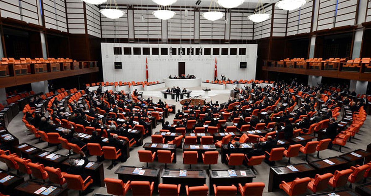 Anayasa Değişikliği Teklifinin 9. Maddesi, Meclis'te Kabul Edildi