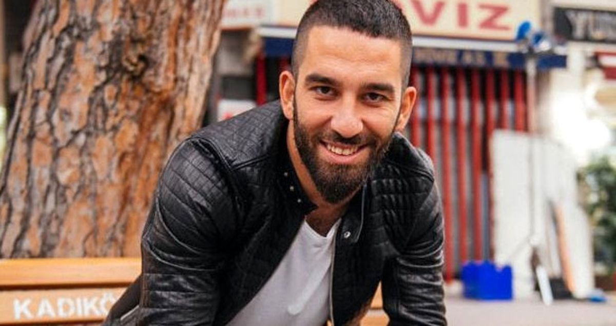 Arda Turan, Çin'den Gelen Teklifi Kabul Etti