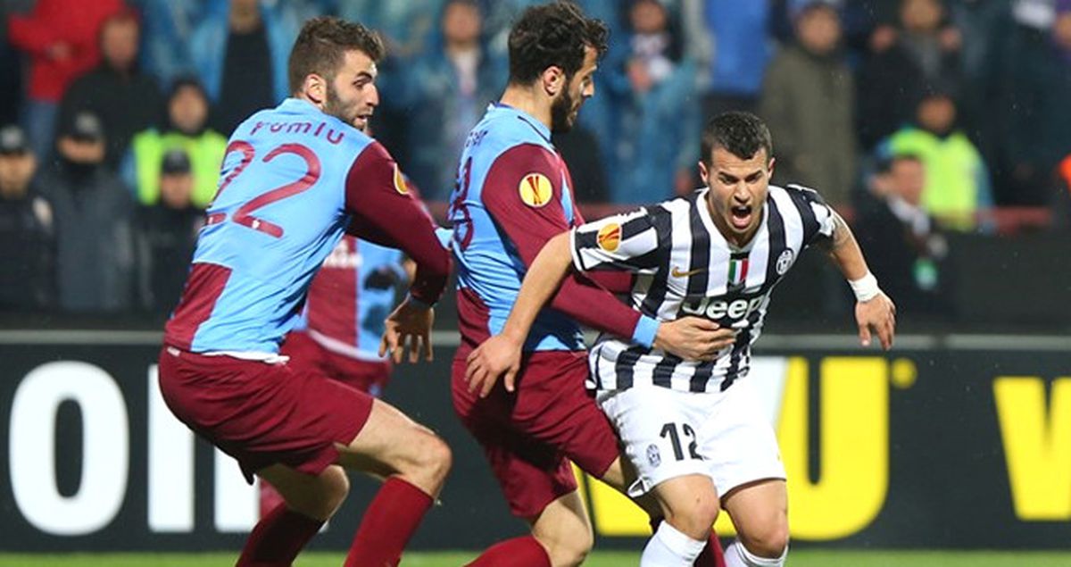 Trabzonspor'da Mustafa Yumlu, Takım Kampından Ayrıldı