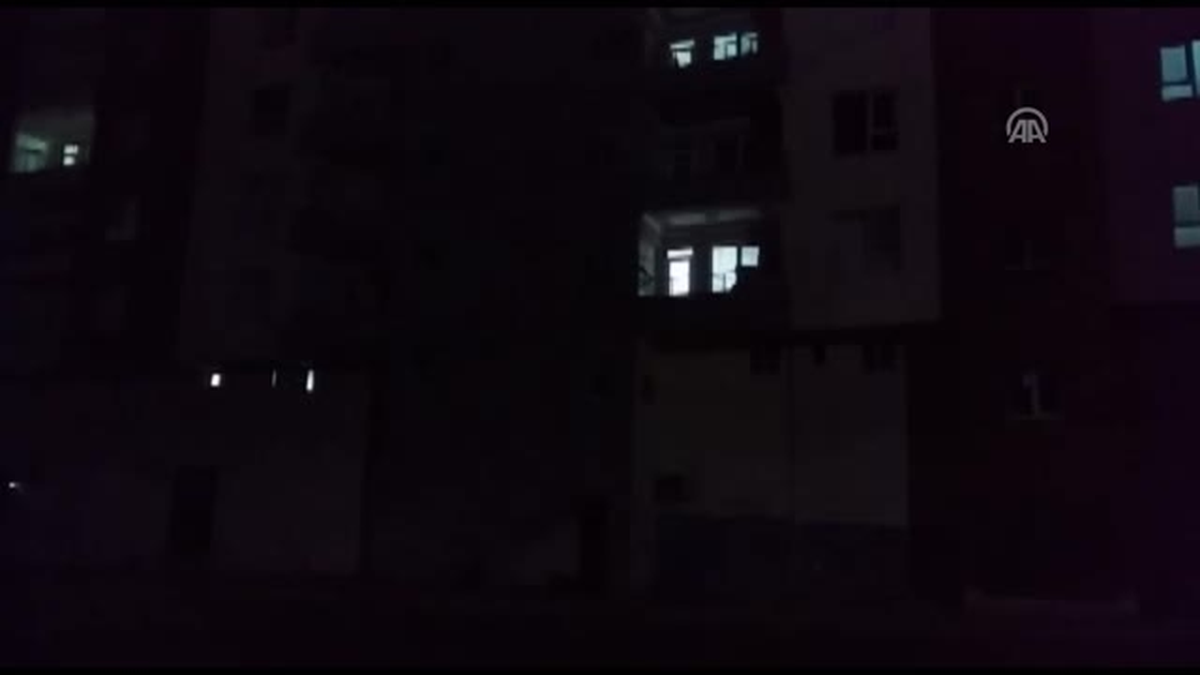 11 Yaşındaki Çocuk Asansörde Sıkışarak Can Verdi