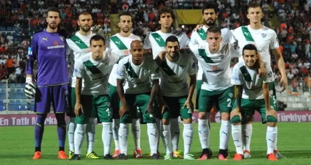 Beşiktaş Yönetimi, Santrafor İçin Güneş'e Tomas Necid'i Önerdi