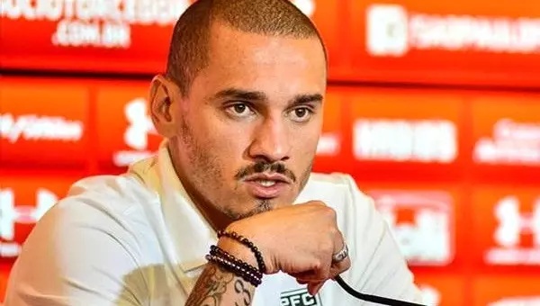 Galatasaray'ın Transfer Gündemindeki Maicon, Josue'yi Aradı