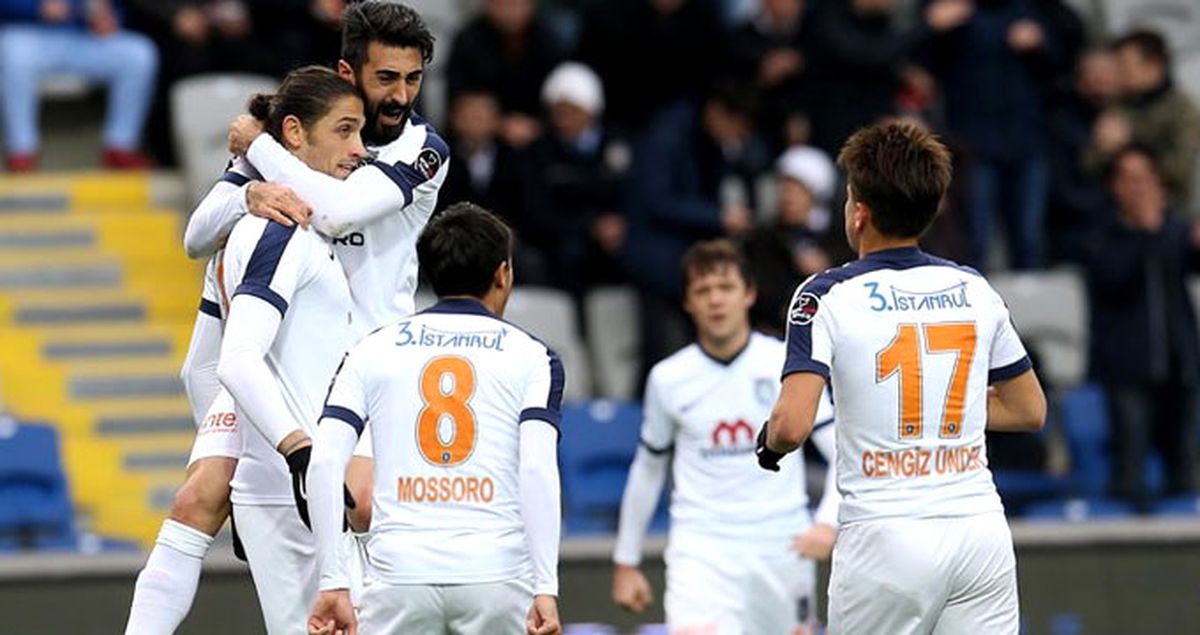 Lider Medipol Başakşehir, Kayserispor'u 5-0 Yendi