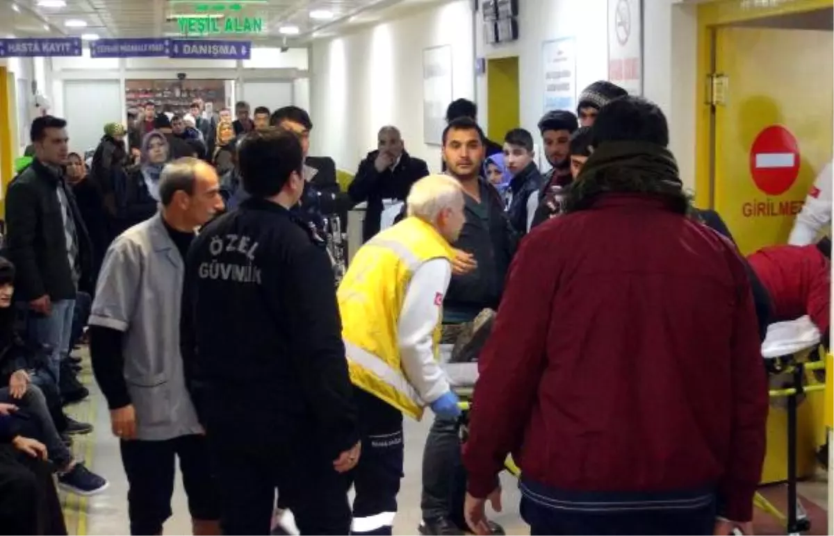 Şanlıurfa'da Esnafın Park Kavgası: 3 Yaralı