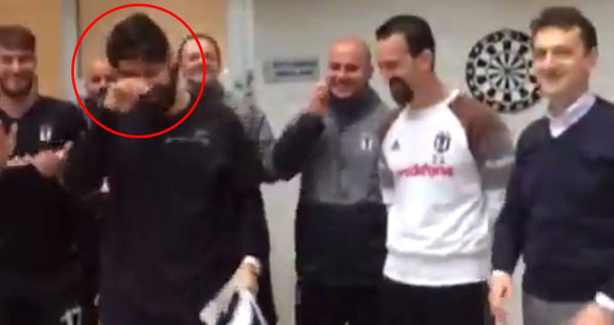 Trabzonspor'a Giden Olcay'ın, Beşiktaş'a Veda Konuşmasında Gözleri Doldu
