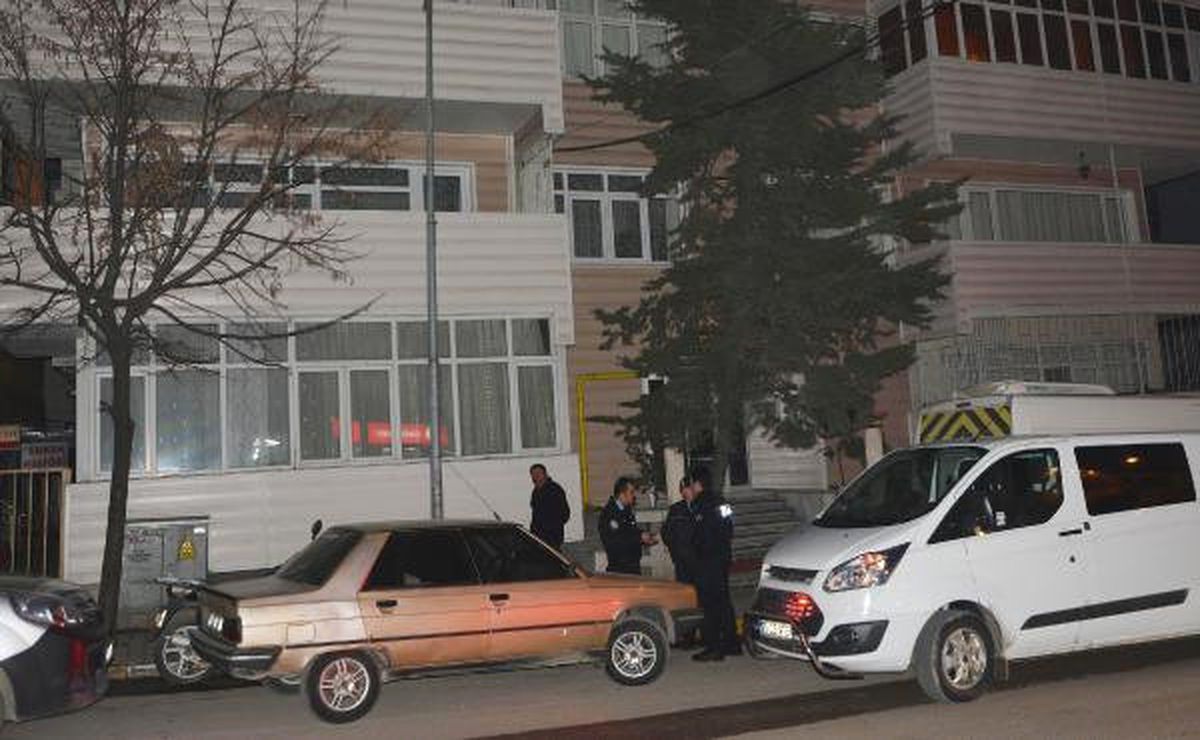 FETÖ'den Açığa Alınıp Göreve İade Edilen Polis İntihar Etti