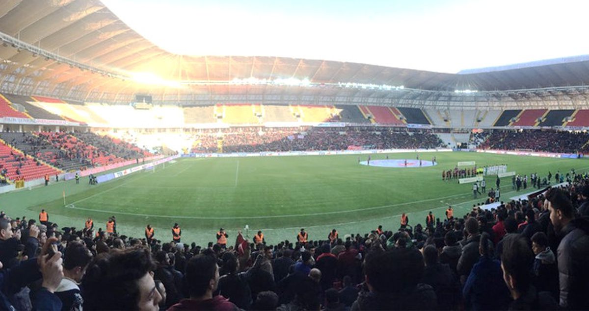 Gaziantepspor'un Yeni Stadındaki İlk Maçı 7 Bin Seyirci İzledi
