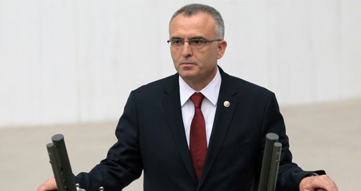 Bakan'dan Asgari Ücrette 'Vergi' Açıklaması