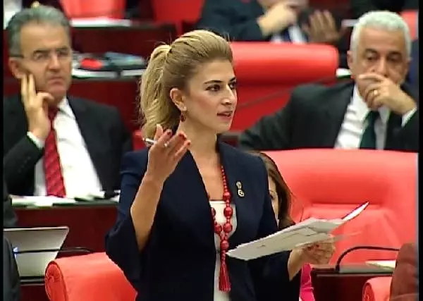 CHP'li Engin: İTO Başkanı 400 Bin Üyesinin Görüşüne İpotek Koymaya Çalışıyor CHP'li Engin: İTO Başkanı 400 Bin Üyesinin Görüşüne İpotek Koymaya Çalışıyor
