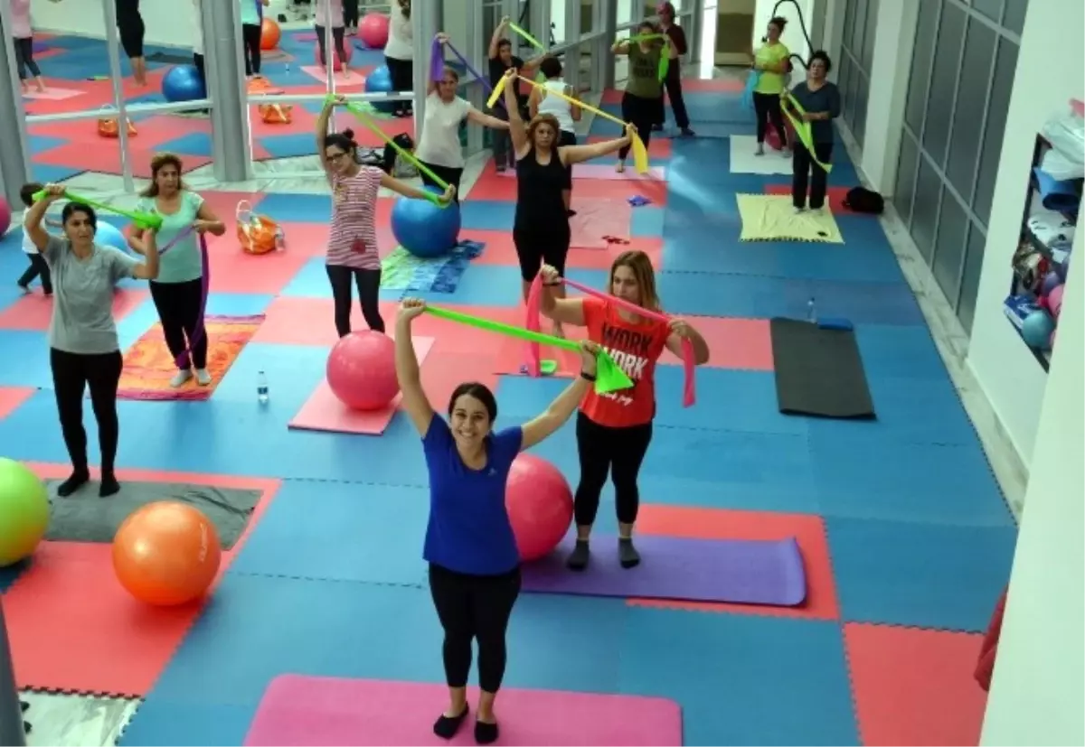 Pilates ve Zumba Manavgatlı Kadınların Gözdesi Oldu