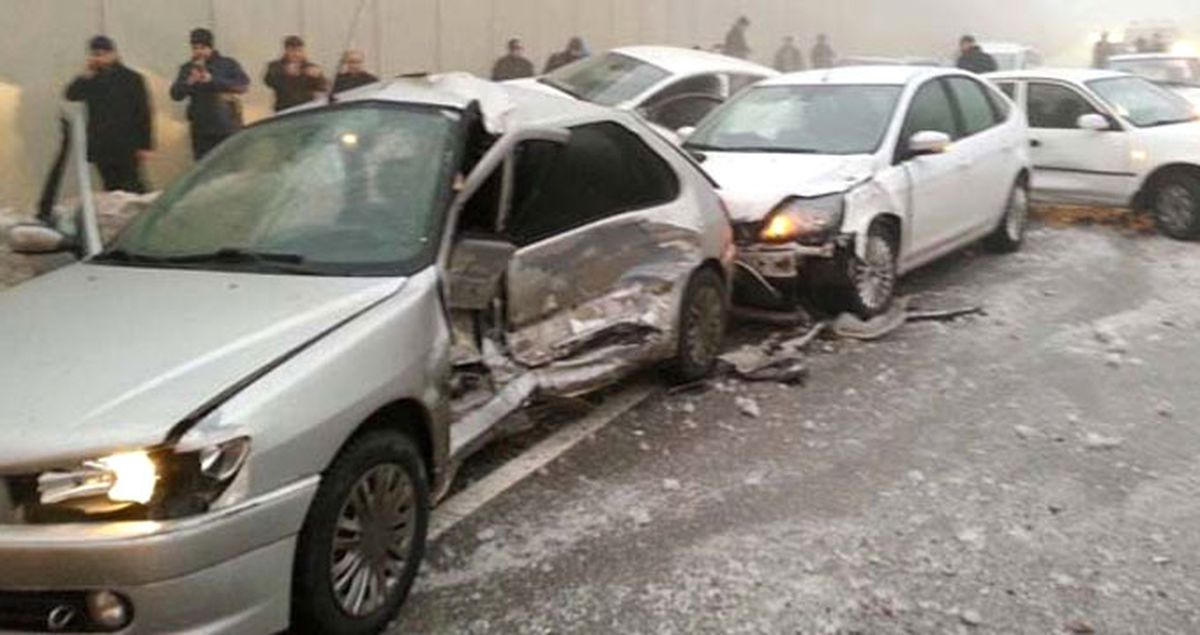 Konya'da Sis ve Gizli Buzlanma Nedeniyle 32 Araç Birbirine Girdi