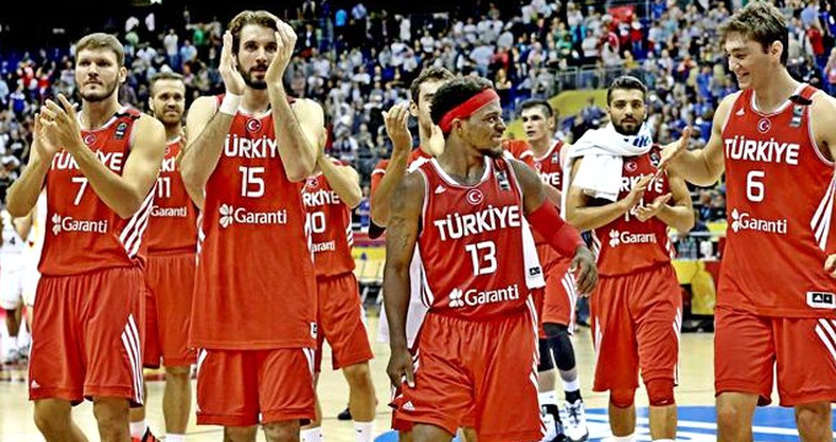 12 Dev Adam'ın Yeni Koçu Ufuk Sarıca