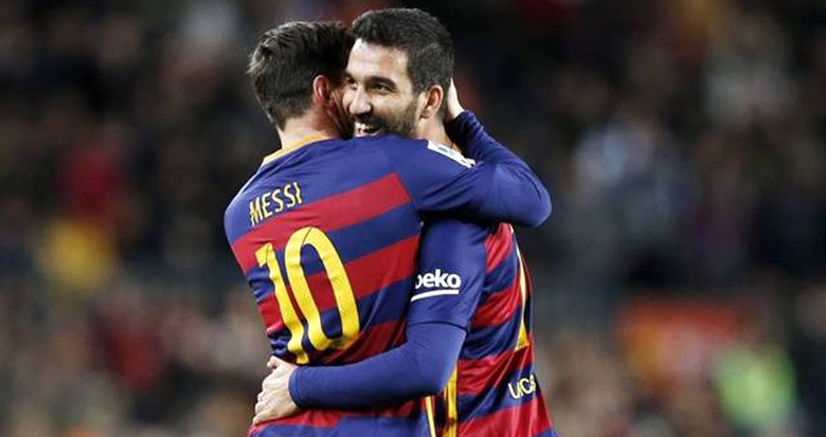 Barcelona, Messi'yi Takımda Tutmak İçin Arda Turan'ı Satacak