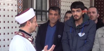 Izmir Kazada Ölen Polis Memuru Için Tören