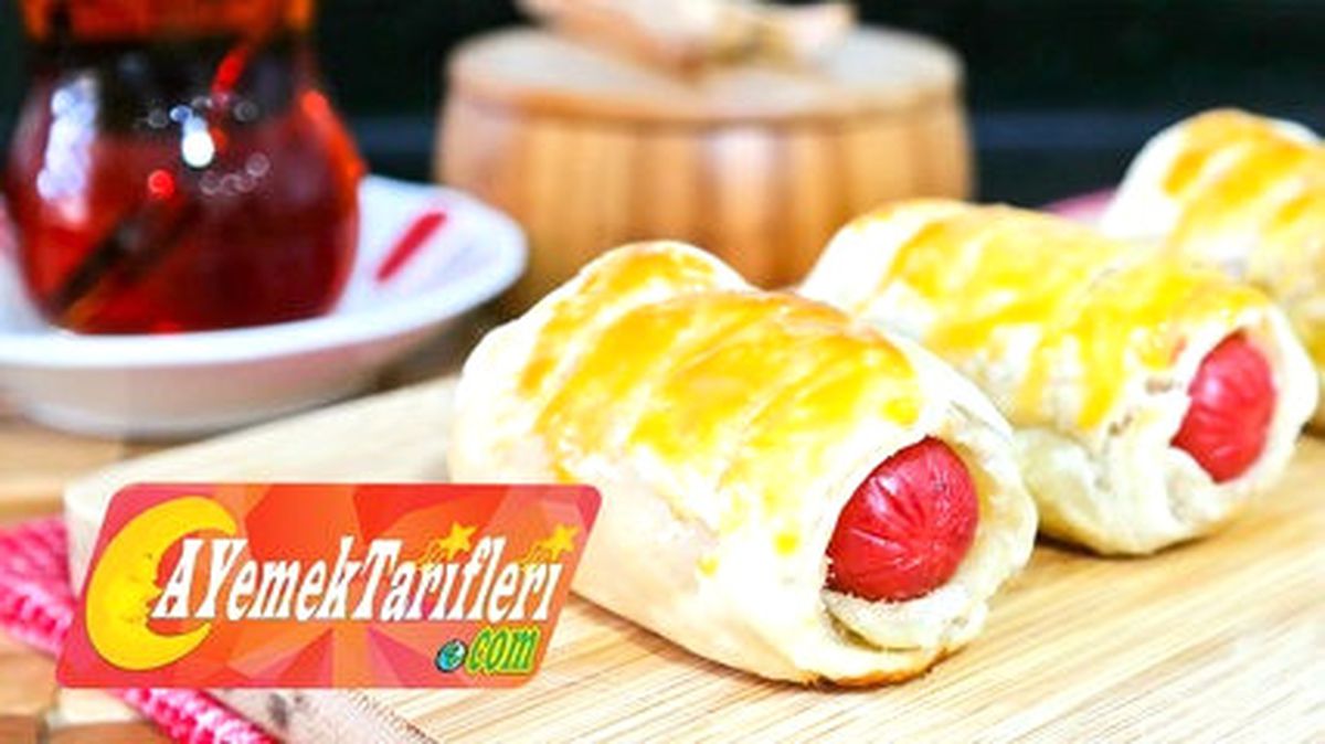 Sosisli Milföy Börek Nasıl Yapılır? | Sosisli Milföy Böreği Tarifi