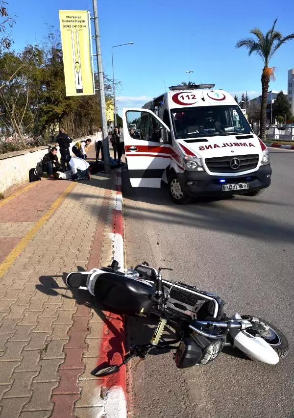 Elektrikli Bisiklet Kazası 2 Yaralı Haberler Elektrikli Bisiklet Kazası 2 Yaralı Haberler