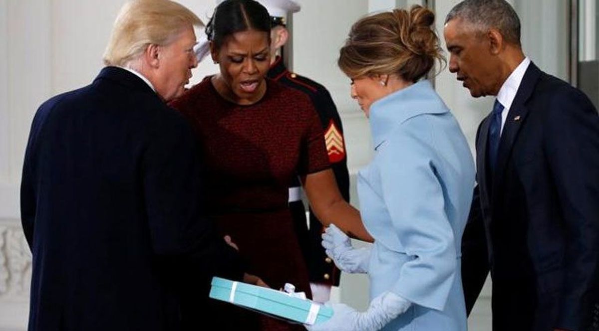 Michelle Obama First Lady'nin Hediyesini Ne Yapacağını Bilemedi