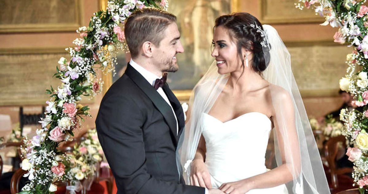 Caner Erkin Eşine Her Gün Hediye Aldığını Söyledi