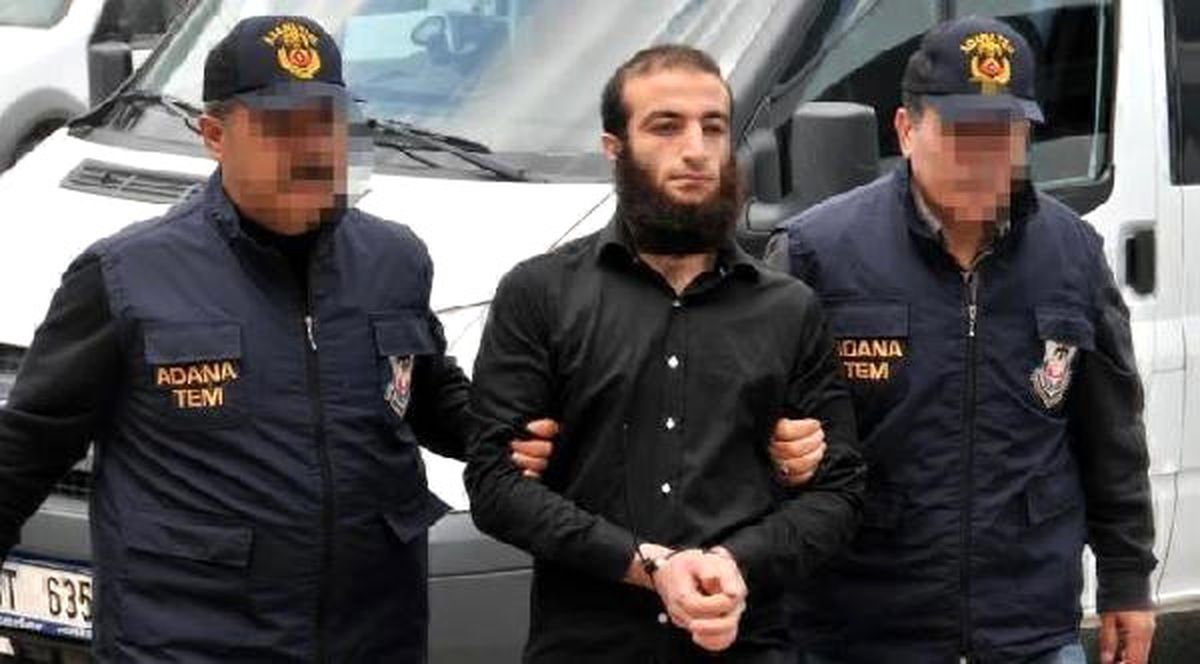 Deaş'lı Aydın'ın Hem Gözaltı, Hem Işid İnfaz Videosundaki Fotoğrafları Ortaya Çıktı