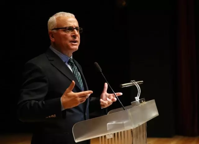 Karşıyaka'nın Konuğu, Gazeteci Yanardağ Karşıyaka'nın Konuğu, Gazeteci Yanardağ