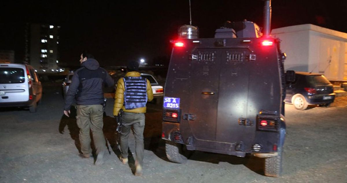 Siirt'te Tugay Komutanlığına Roketli Saldırı!