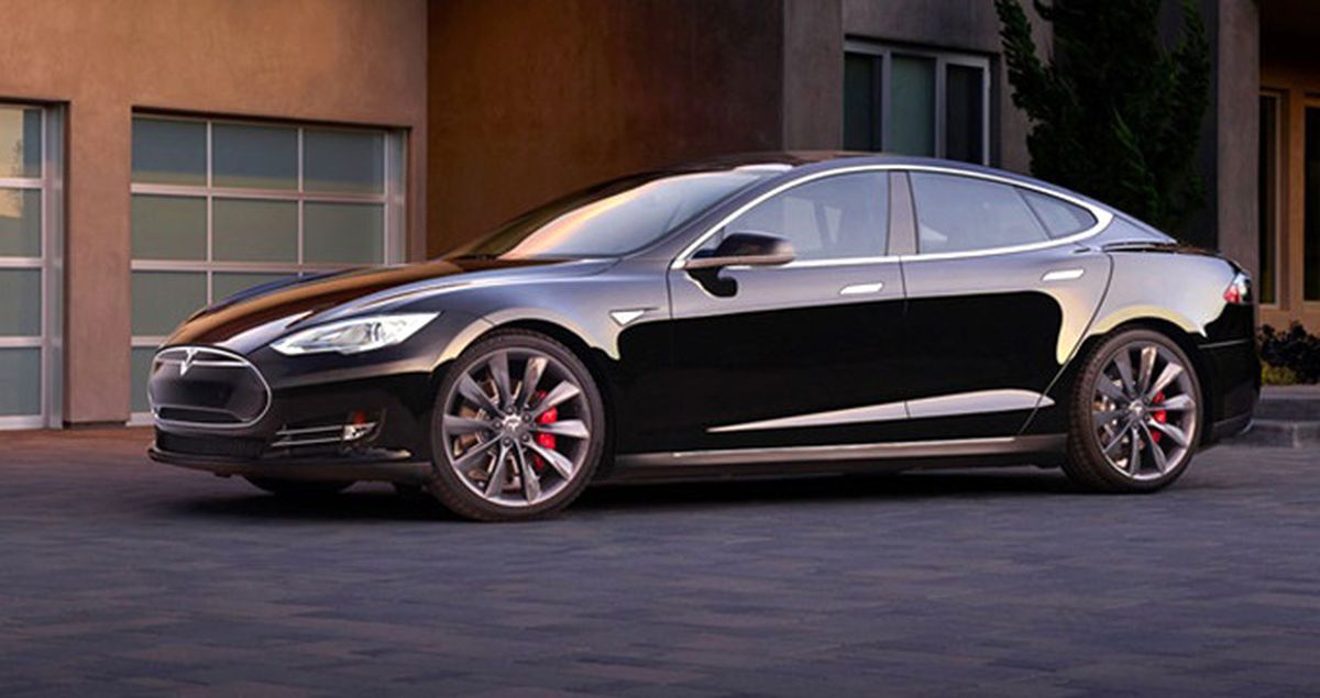 Tesla Dolu Bataryayla 540 Km Gidiyor