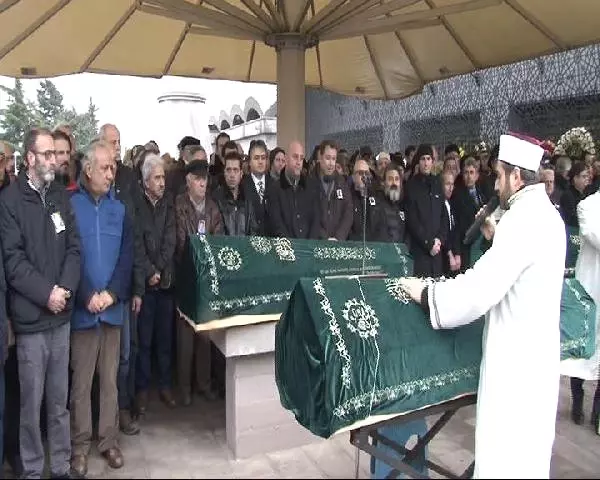 Ünlü Tiyatro Oyuncusu Ayberk Attila Son Yolculuğuna Uğurlandı