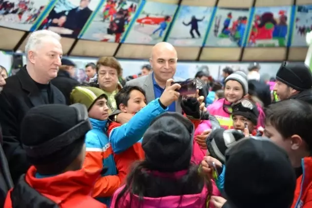 Yakutiye Belediyesi, Geleneksel 7. Kayak Kursu Başladı Yakutiye Belediyesi, Geleneksel 7. Kayak Kursu Başladı