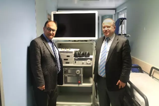 Düzce'de Üç Boyutlu Laparoskopik Cerrahi İmkanı Düzce'de Üç Boyutlu Laparoskopik Cerrahi İmkanı