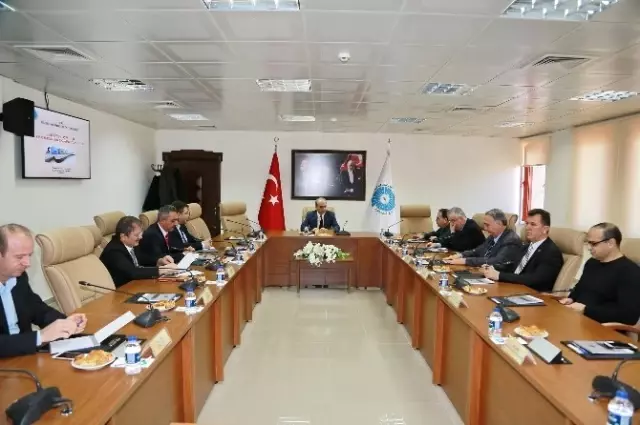 Üniversitede Kalite Komisyonu Dış Paydaş Toplantısı Yapıldı Üniversitede Kalite Komisyonu Dış Paydaş Toplantısı Yapıldı