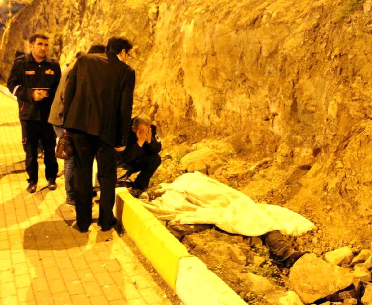Kaldırımda Yürüyen Polisin Üzücü Ölümü!