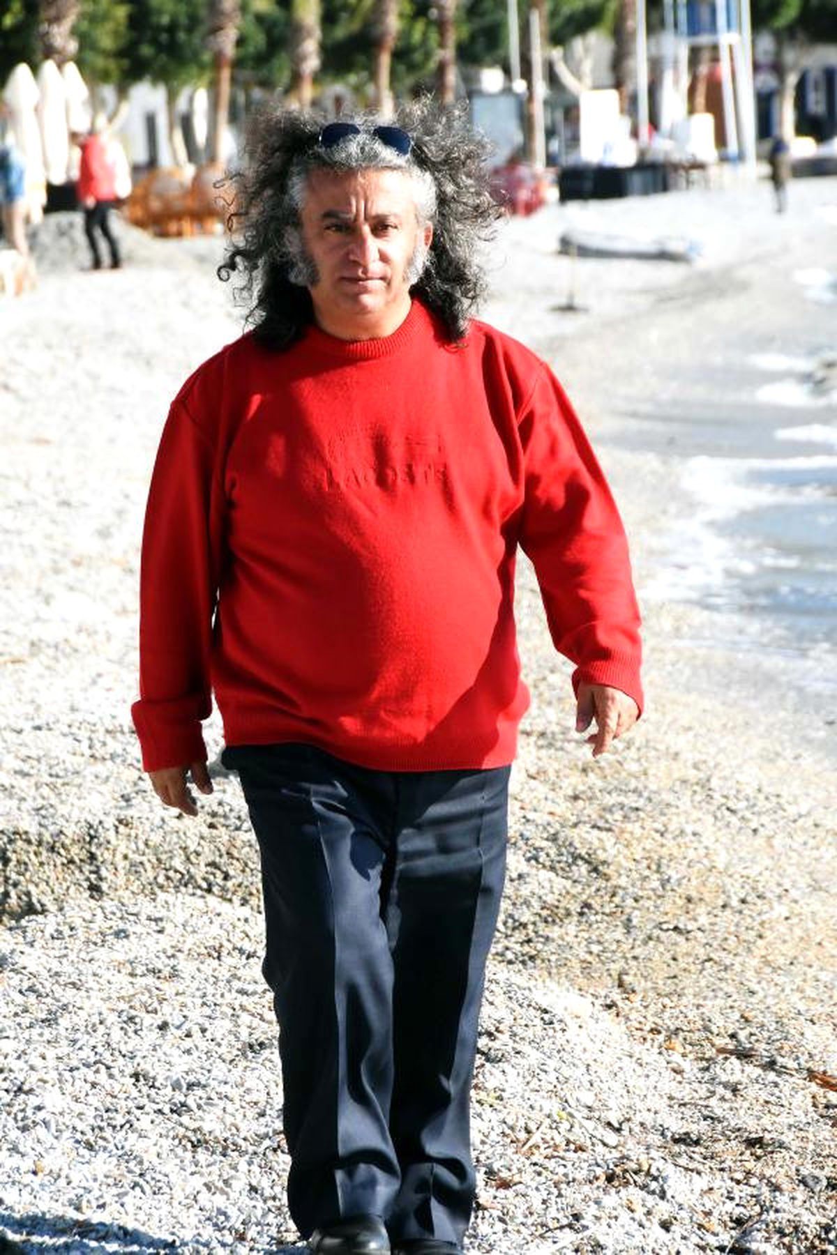 Bodrumlu Saz Ustasından İlginç İddia: Adele'in Babası Benim