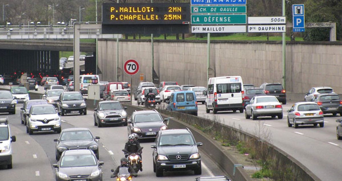 Paris'te 16 Yaşından Büyük Araçlar Şehre Alınmayacak