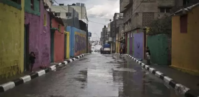 Gazze'deki Altyapı Yetersizliği İçin Tehlike Uyarısı Gazze'deki Altyapı Yetersizliği İçin Tehlike Uyarısı