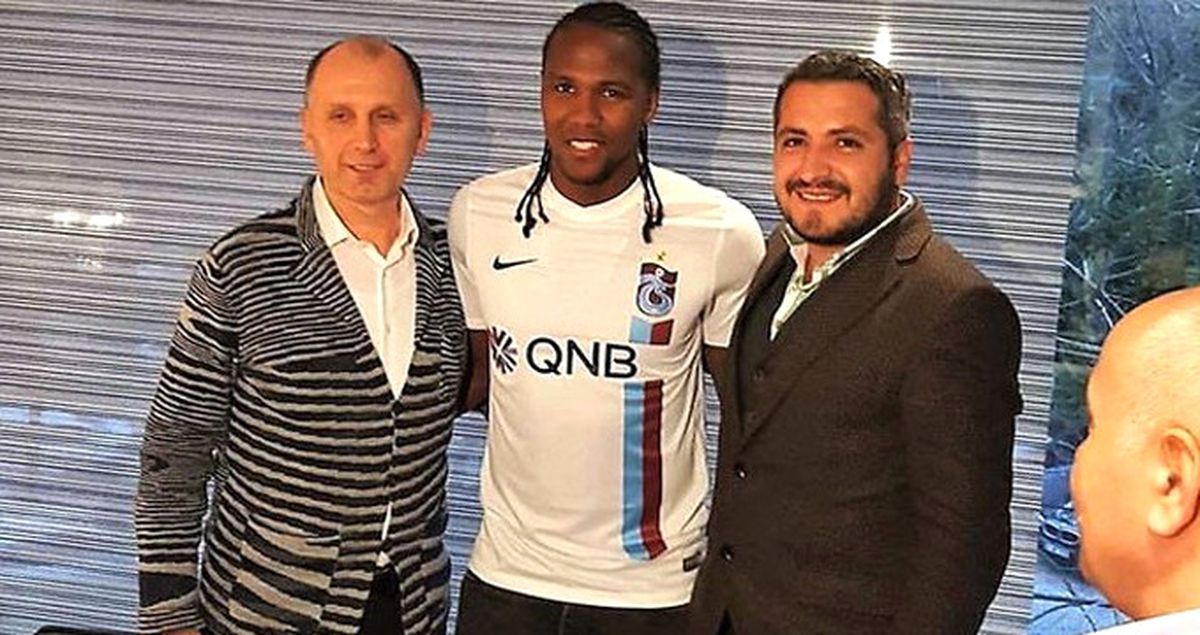 Rodallega, Akhisar'da Gekas'ın Rekorunu Kıramadan Transfer Oldu