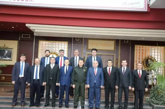 Başkan Uğur'dan Ankara Çıkartması