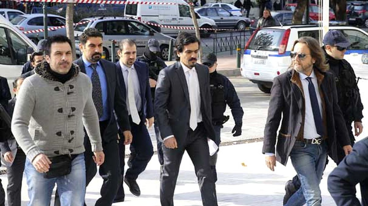 Yunanistan 8 Darbeci Askerin de İadesini Reddetti