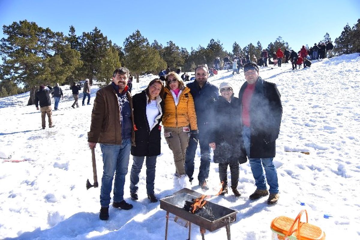 Adanalılar Kar Şenliği İçin Kızıldağ'da Buluşuyor
