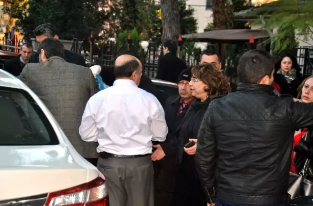 İstifa Eden Memurdan İl Milli Eğitim Müdürüne Silahlı Saldırı İstifa Eden Memurdan İl Milli Eğitim Müdürüne Silahlı Saldırı