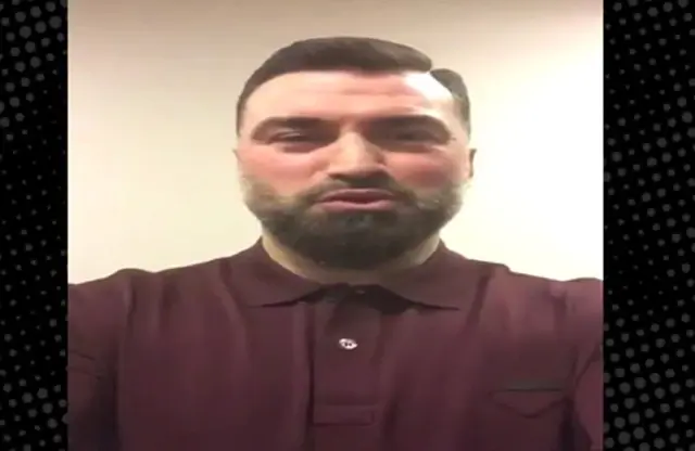Hakan Ünsal'dan Başkanlık Sistemine 'Evet' Hakan Ünsal'dan Başkanlık Sistemine 'Evet'