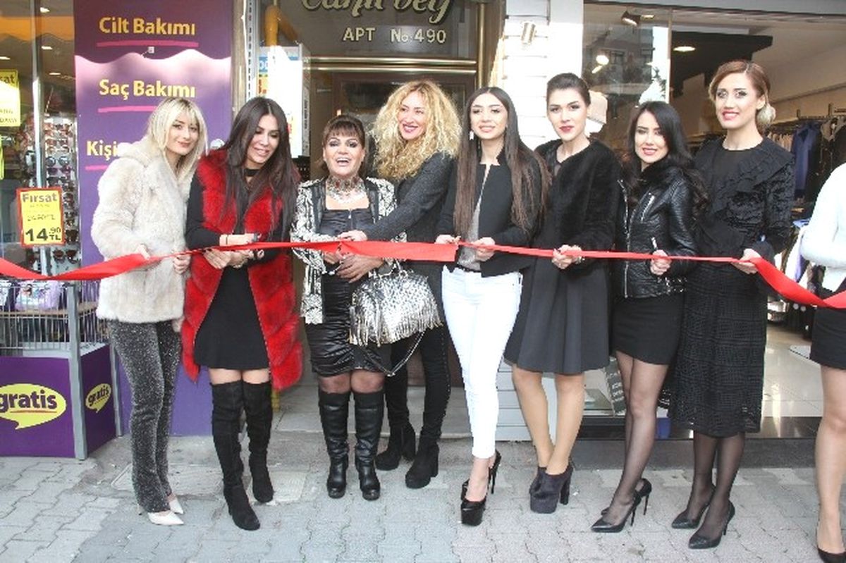 Ünlülerin Güzellik Merkezi Bostanlı'da