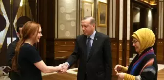 Ünlü oyuncu Lohan Türkiye için dua istedi Ünlü oyuncu Lohan Türkiye için dua istedi