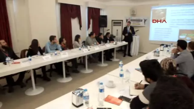 Mersin Umut Oran, CHP Kış Kampı'nda Gençlere Eğitim Verdi