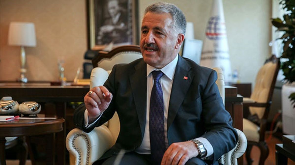 Bakan Arslan: Dünyanın En Büyük Köprüsünü Yapmış Olacağız