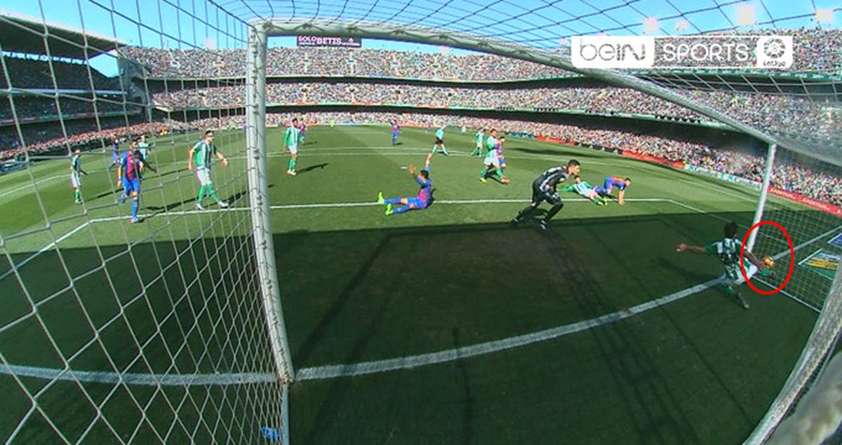 Barcelona, Çizgi İçerisinden Çevrilen Topu Gol Değeri Kazanmayınca Çıldırdı