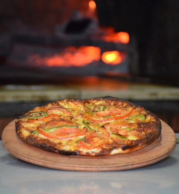 Malatyalı İşletmecinin Patentini de Aldığı 'Balıklı Pizza' İlgi Görüyor